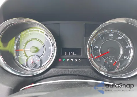 2015 Chrysler Town & Country Lx z USA, uszkodzony, nr VIN 2C4RC1AG1FR676827